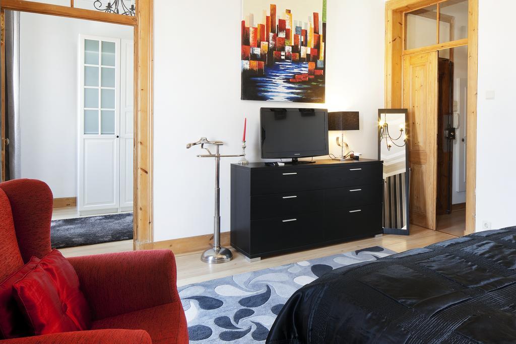 Lisbon Rentals Real Номер фото